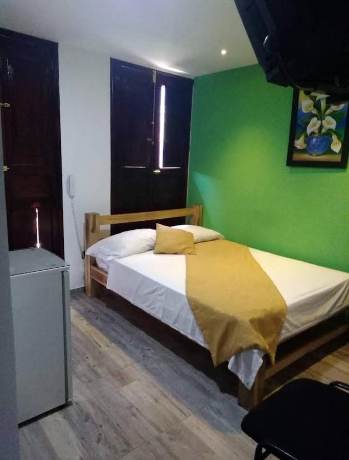 Hotel Canaveral Plaza มานิซาเลส ภายนอก รูปภาพ